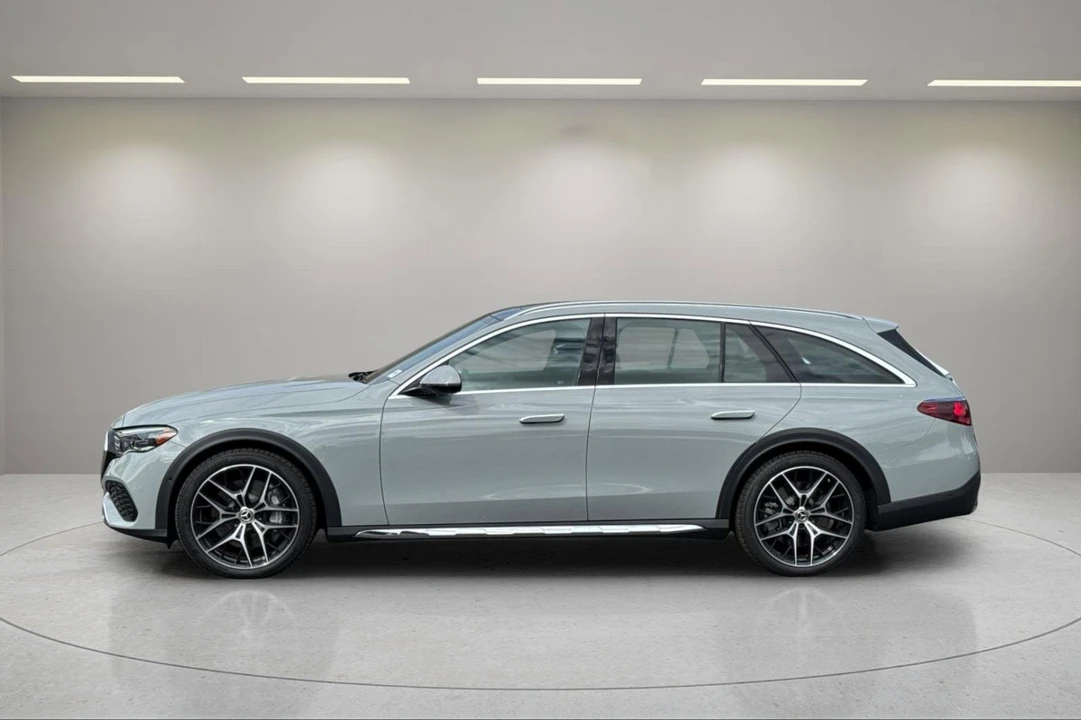 2025 Mercedes-Benz W214 E-Class - Image 7 of 12