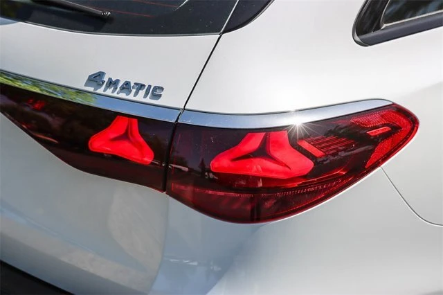 2025 Mercedes-Benz W214 E-Class - Image 8 of 12