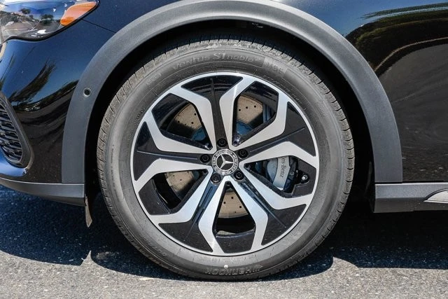 2025 Mercedes-Benz W214 E-Class - Image 9 of 12