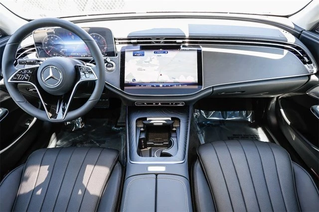 2025 Mercedes-Benz W214 E-Class - Image 10 of 12