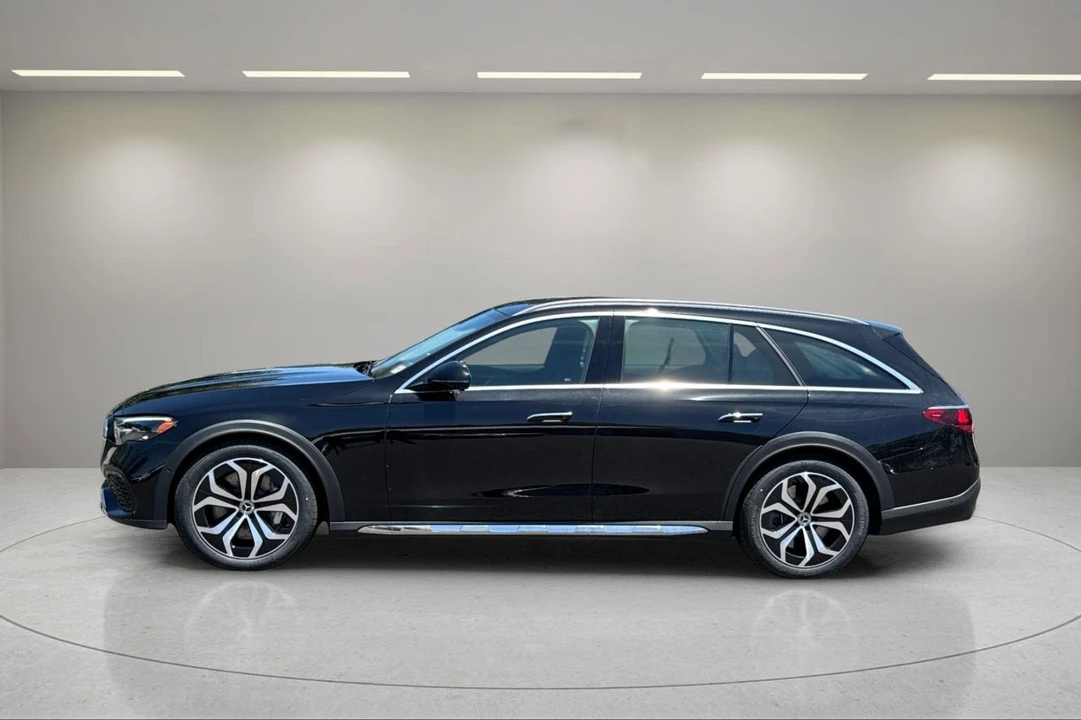 2025 Mercedes-Benz W214 E-Class - Image 7 of 12