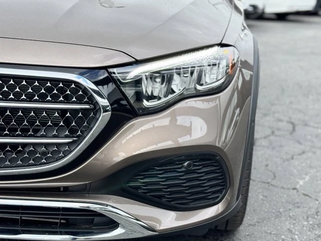 2025 Mercedes-Benz W214 E-Class - Image 8 of 12