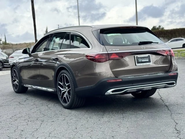 2025 Mercedes-Benz W214 E-Class - Image 10 of 12