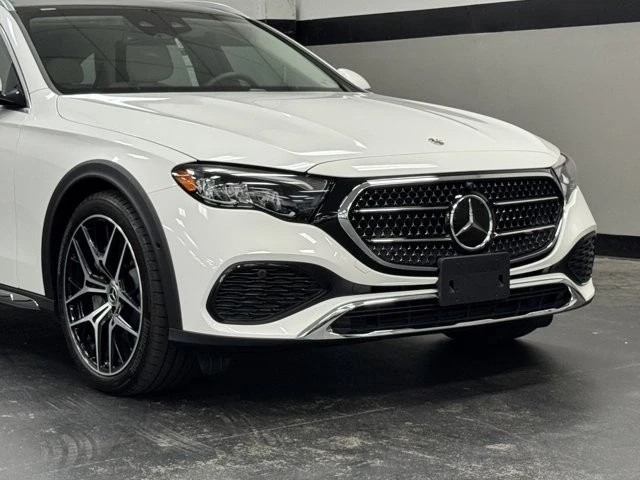 2025 Mercedes-Benz W214 E-Class - Image 3 of 12
