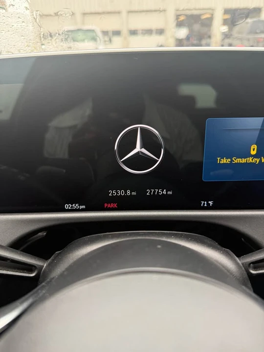 2025 Mercedes-Benz W214 E-Class - Image 10 of 15