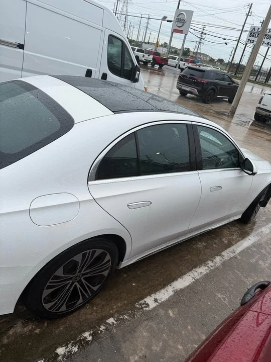 2025 Mercedes-Benz W214 E-Class - Image 4 of 15