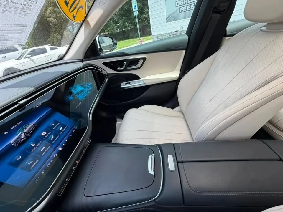 2025 Mercedes-Benz W214 E-Class - Image 12 of 20