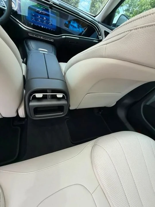 2025 Mercedes-Benz W214 E-Class - Image 18 of 20