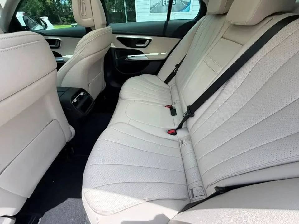 2025 Mercedes-Benz W214 E-Class - Image 19 of 20