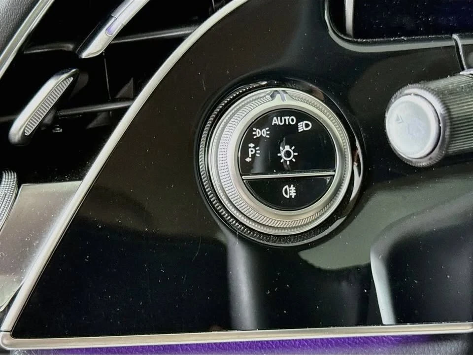 2025 Mercedes-Benz W214 E-Class - Image 9 of 20