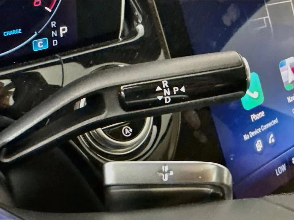 2025 Mercedes-Benz W214 E-Class - Image 15 of 20