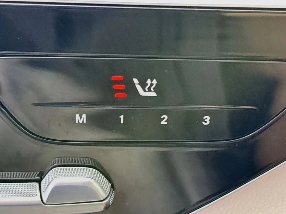 2025 Mercedes-Benz W214 E-Class - Image 16 of 20