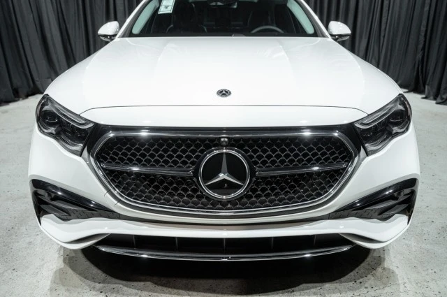 2025 Mercedes-Benz W214 E-Class - Image 2 of 12