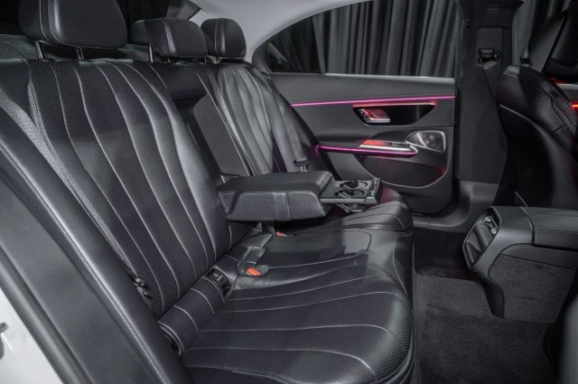 2025 Mercedes-Benz W214 E-Class - Image 14 of 21