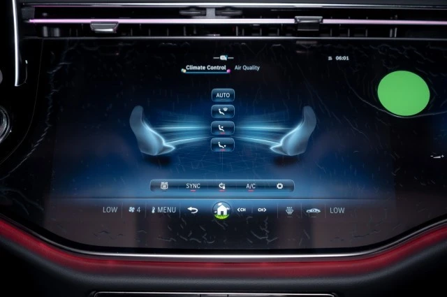 2025 Mercedes-Benz W214 E-Class - Image 18 of 21
