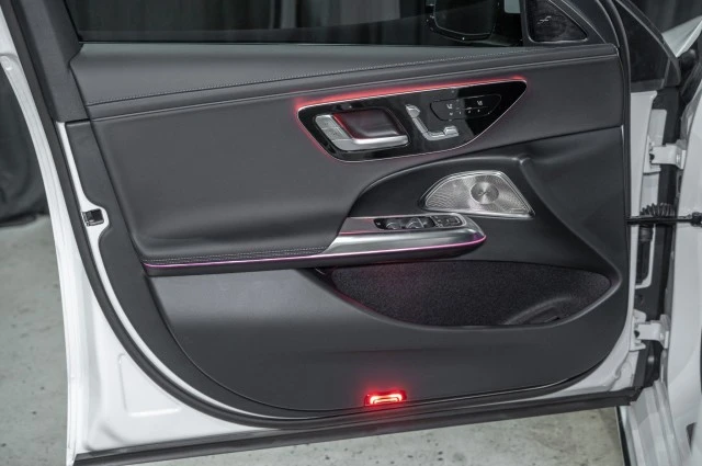 2025 Mercedes-Benz W214 E-Class - Image 11 of 21