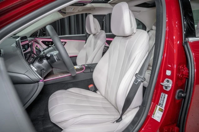 2025 Mercedes-Benz W214 E-Class - Image 10 of 12