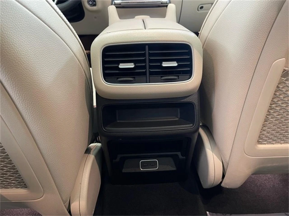 2025 Mercedes-Benz W214 E-Class - Image 29 of 31
