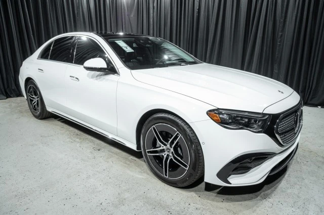 2025 Mercedes-Benz W214 E-Class - Image 3 of 12