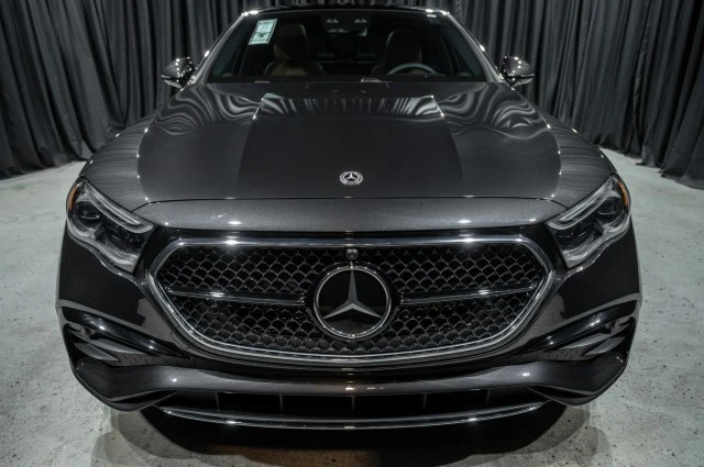 2025 Mercedes-Benz W214 E-Class - Image 2 of 12