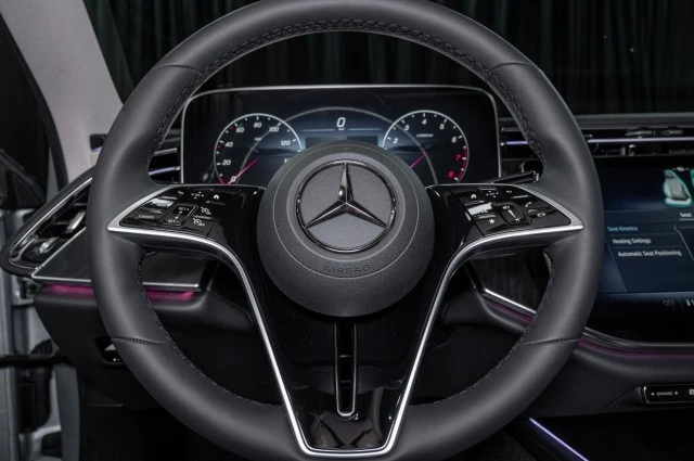 2025 Mercedes-Benz W214 E-Class - Image 19 of 20