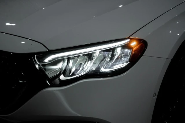 2025 Mercedes-Benz W214 E-Class - Image 7 of 12