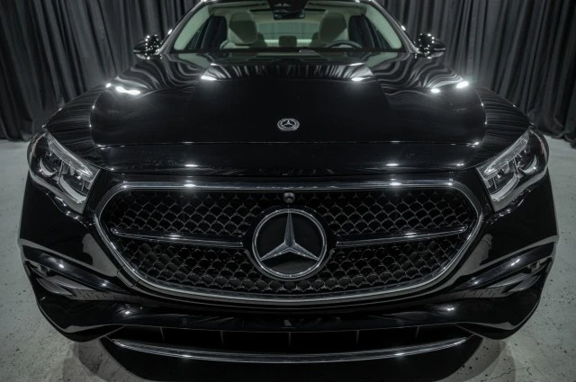 2025 Mercedes-Benz W214 E-Class - Image 2 of 12