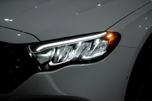 2025 Mercedes-Benz W214 E-Class - Image 7 of 12