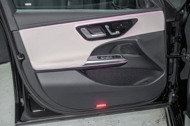 2025 Mercedes-Benz W214 E-Class - Image 11 of 12
