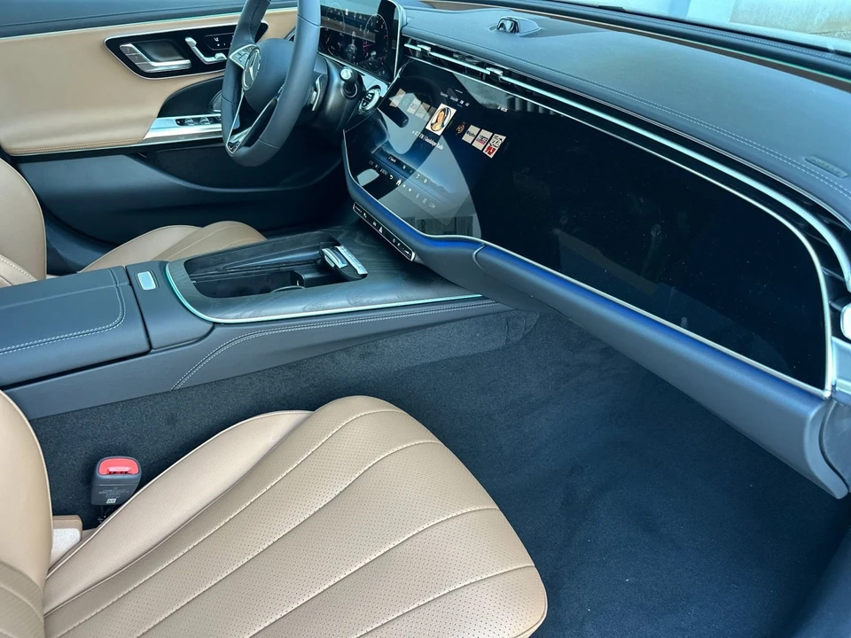 2025 Mercedes-Benz W214 E-Class - Image 16 of 21