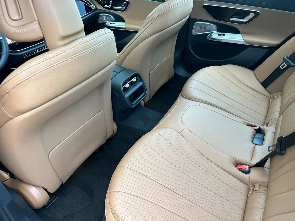 2025 Mercedes-Benz W214 E-Class - Image 12 of 12