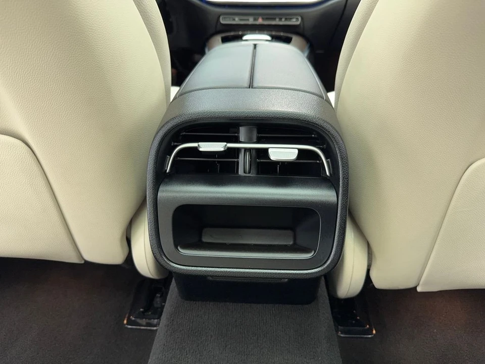 2025 Mercedes-Benz W214 E-Class - Image 20 of 21