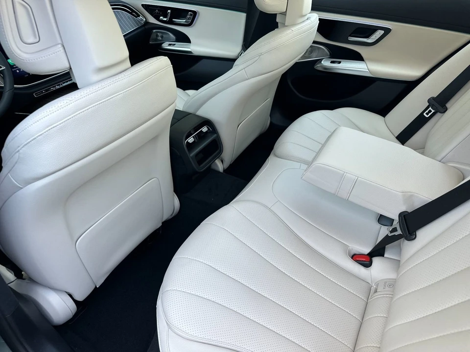 2025 Mercedes-Benz W214 E-Class - Image 12 of 12