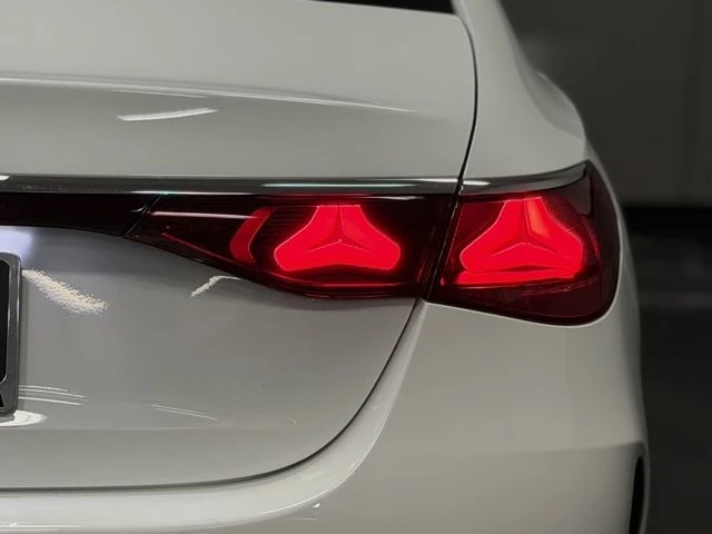 2025 Mercedes-Benz W214 E-Class - Image 14 of 21