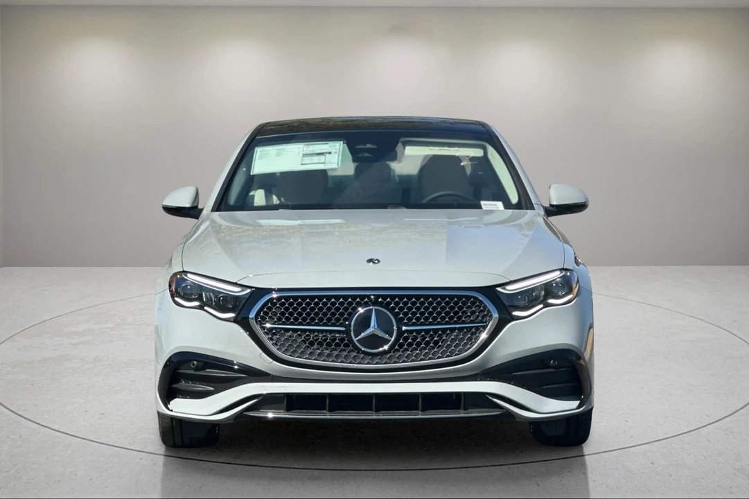 2025 Mercedes-Benz W214 E-Class - Image 9 of 12