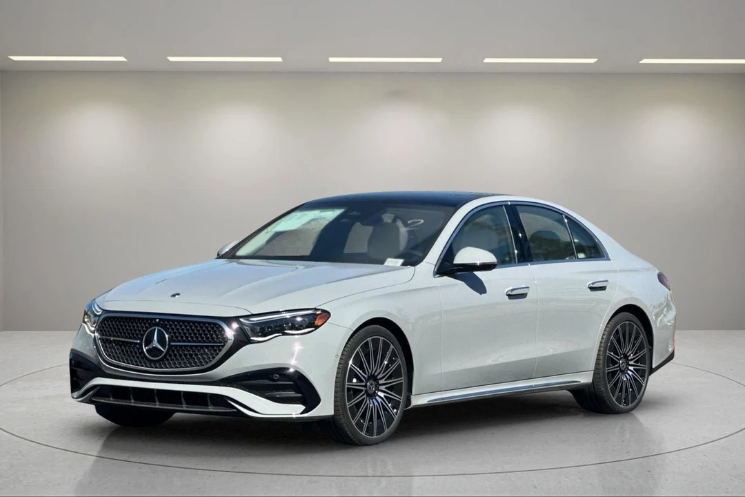 2025 Mercedes-Benz W214 E-Class - Image 8 of 12