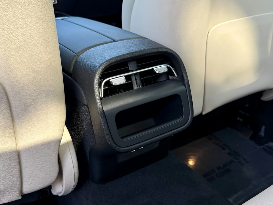 2025 Mercedes-Benz W214 E-Class - Image 11 of 21