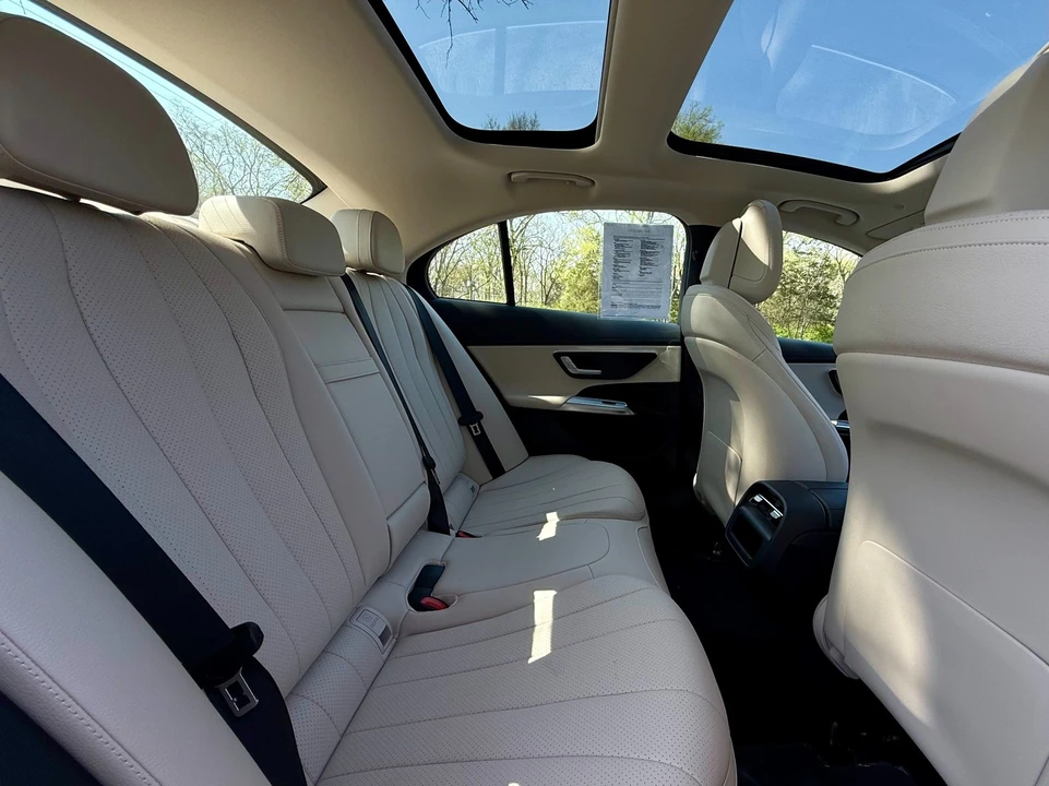 2025 Mercedes-Benz W214 E-Class - Image 13 of 21