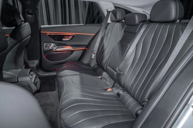 2025 Mercedes-Benz W214 E-Class - Image 12 of 12