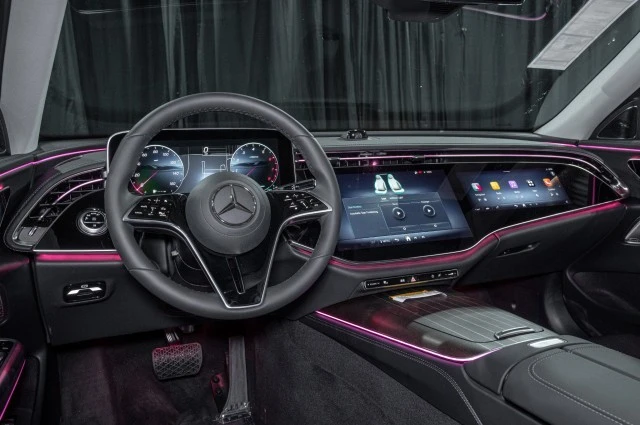2025 Mercedes-Benz W214 E-Class - Image 20 of 21