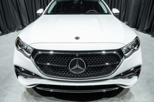 2025 Mercedes-Benz W214 E-Class - Image 2 of 12