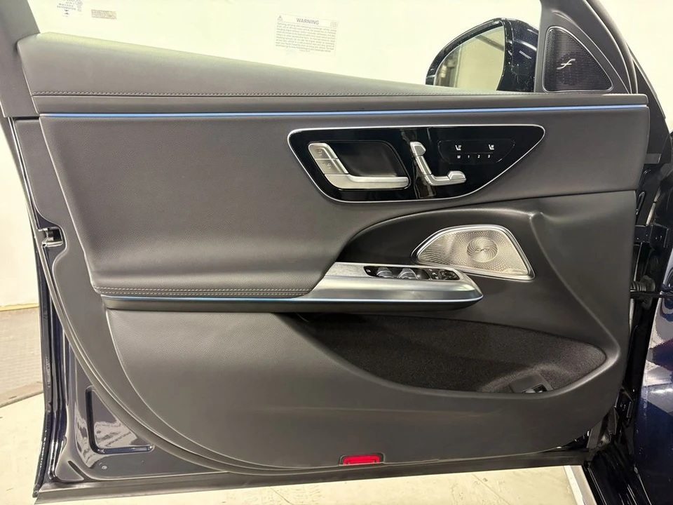 2025 Mercedes-Benz W214 E-Class - Image 5 of 12