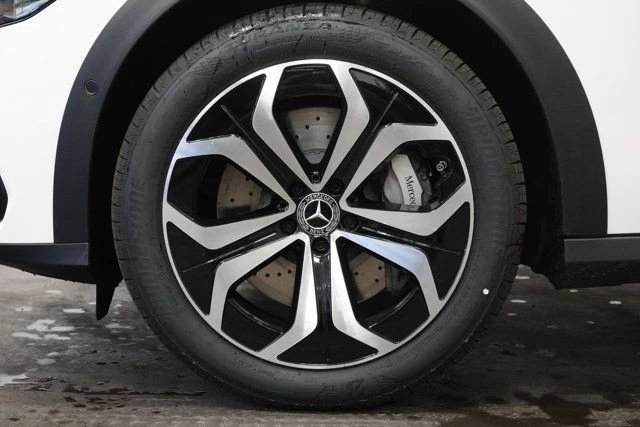 2025 Mercedes-Benz W214 E-Class - Image 9 of 12