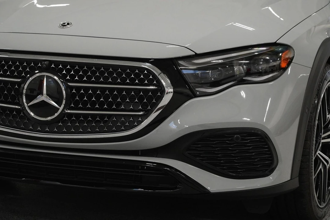 2025 Mercedes-Benz W214 E-Class - Image 7 of 12