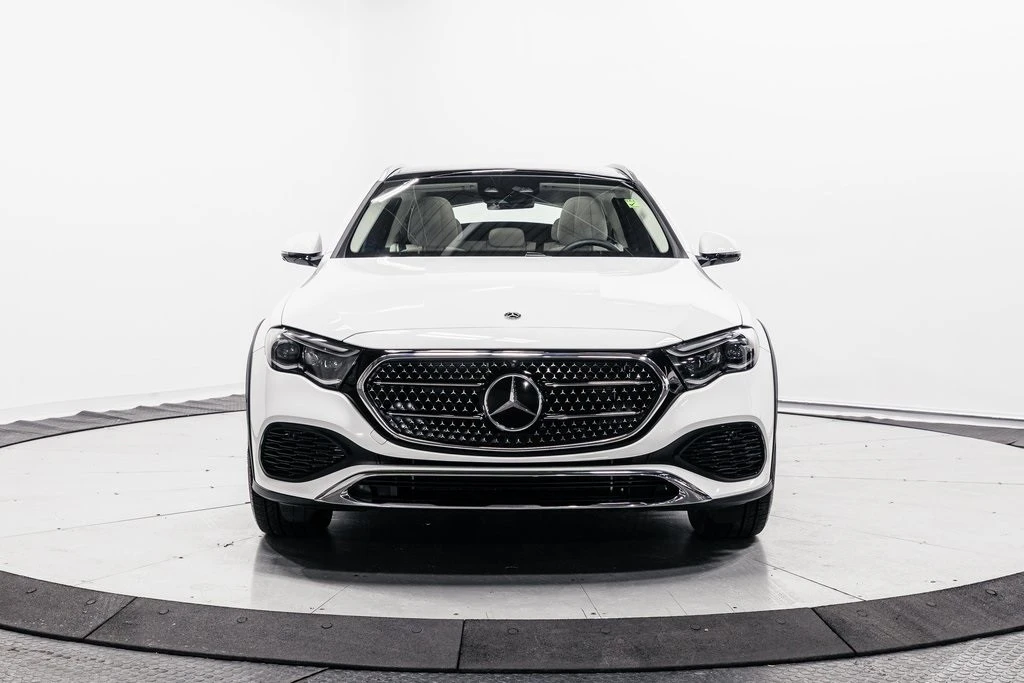 2025 Mercedes-Benz W214 E-Class - Image 2 of 12
