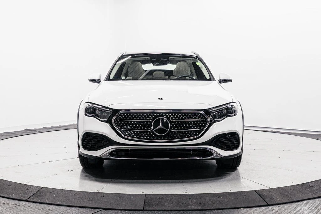 2025 Mercedes-Benz W214 E-Class - Image 2 of 21