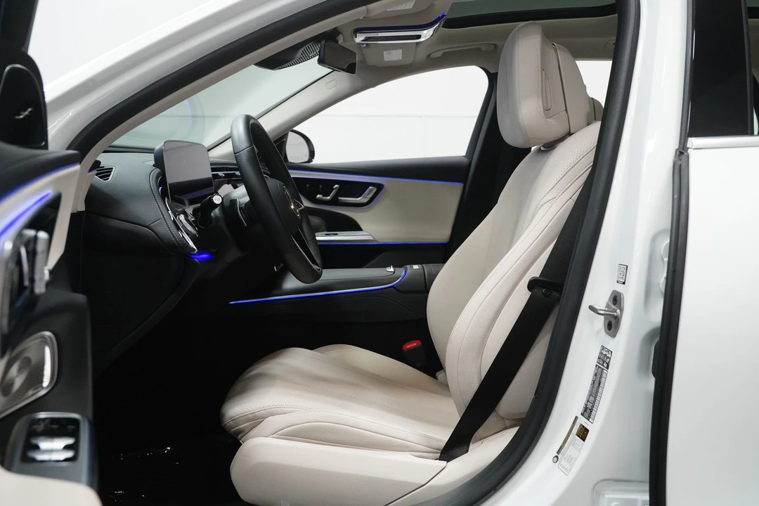 2025 Mercedes-Benz W214 E-Class - Image 2 of 12