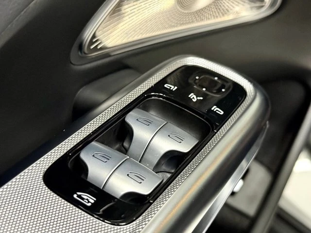 2025 Mercedes-Benz W214 E-Class - Image 21 of 31