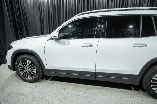2025 Mercedes-Benz EQB - Image 5 of 12