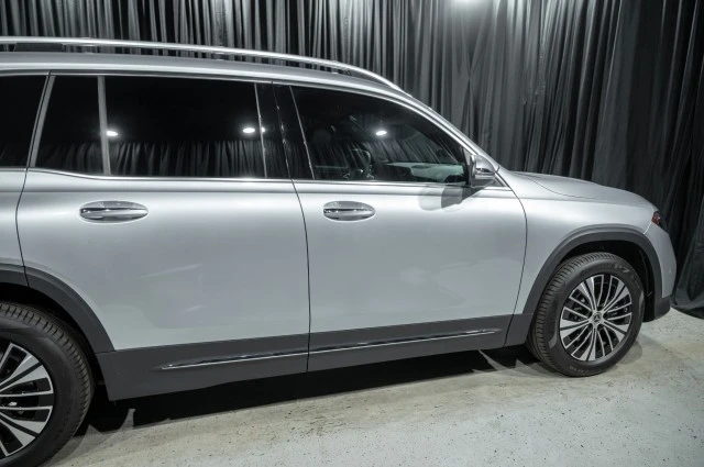 2025 Mercedes-Benz EQB - Image 4 of 12